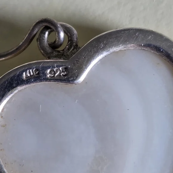 Mother of Pearl Heart Drop Earrings & Pendant in 925 Sterling Silver LUC - Picture 6 of 16